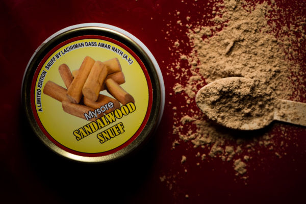 smokeless tobacco products | sixphotosnuff